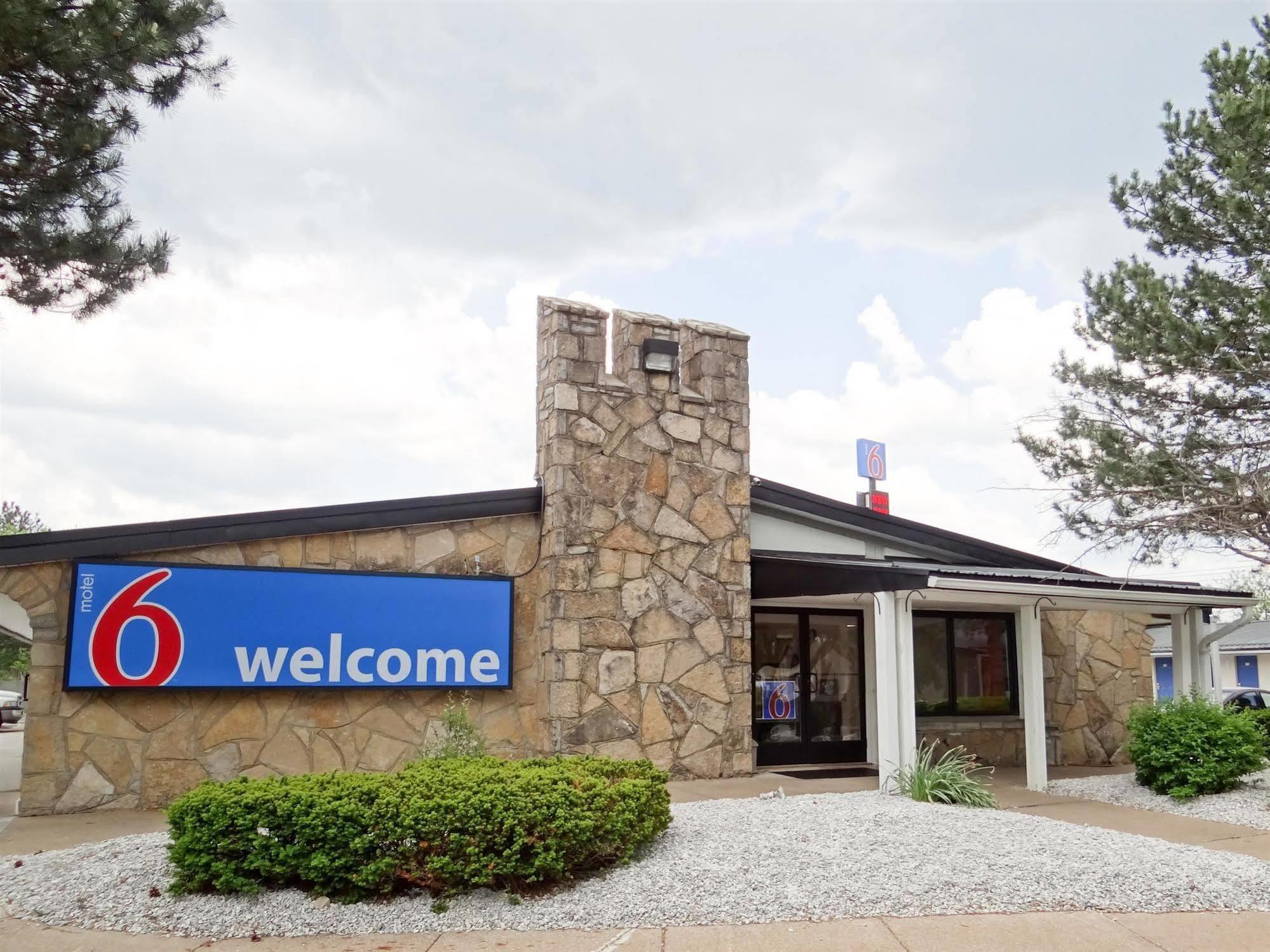 Motel 6-Erie, Pa Kearsarge Екстериор снимка